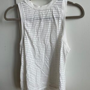 Lululemon muscle tank